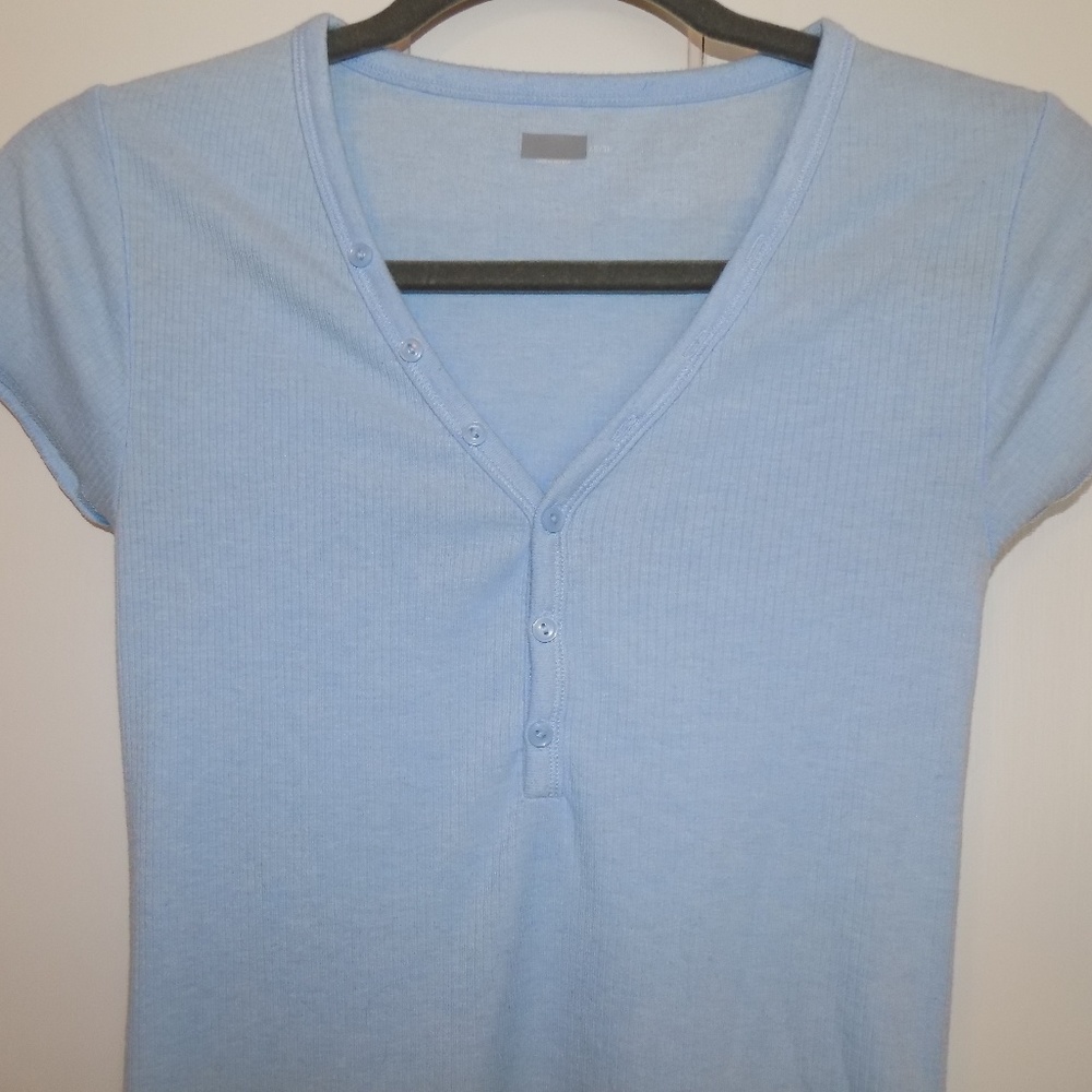 Ribbed Henley Tee